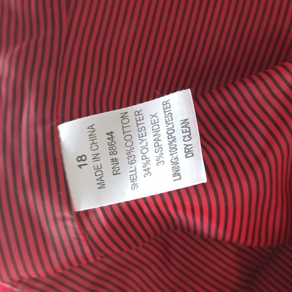 John Meyer Blazer Short Sleeve Red, Sz 18, 23" PTP, 25" L - Picture 7 of 7